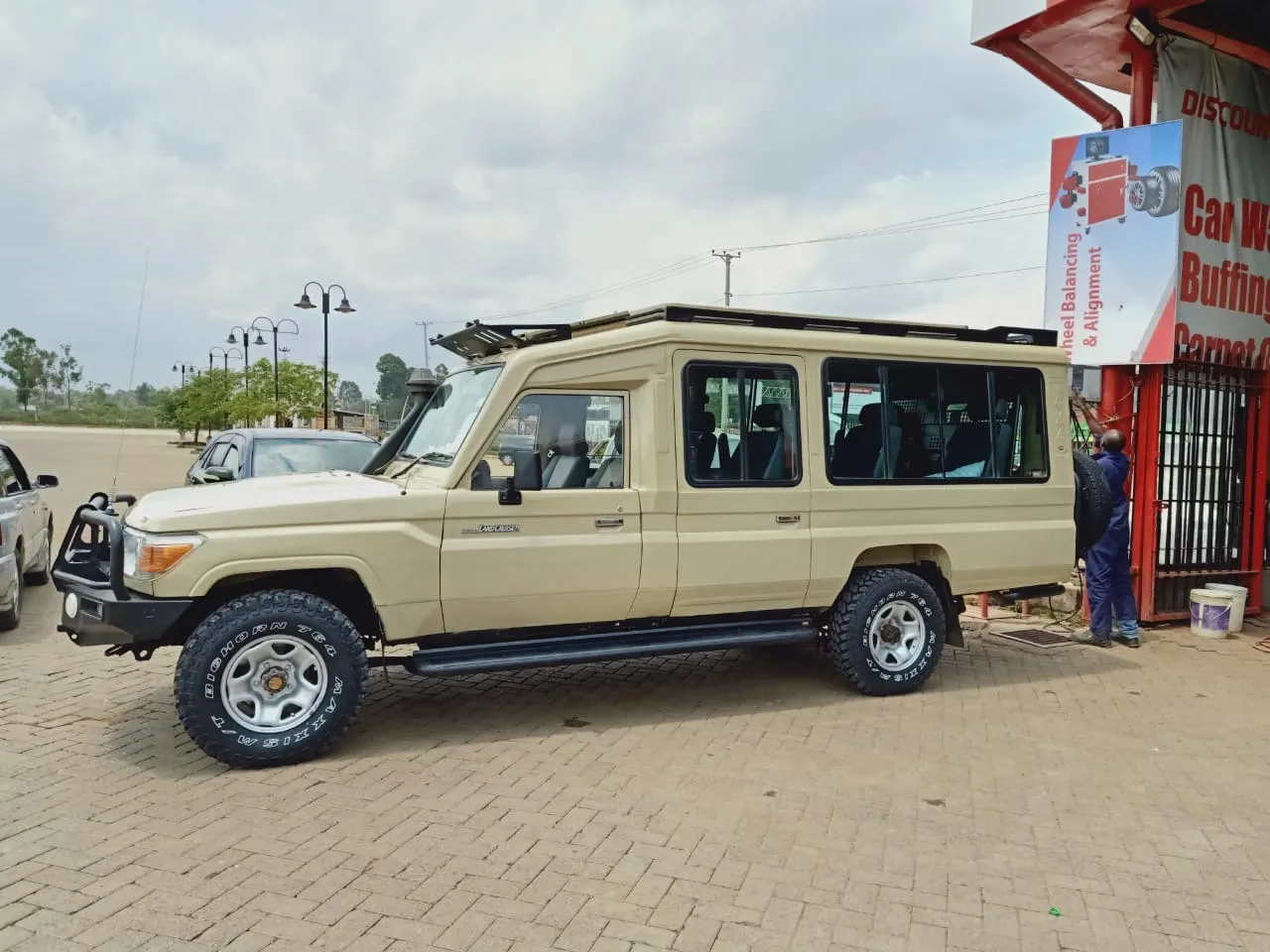 Toyota Land Cruiser 4x4